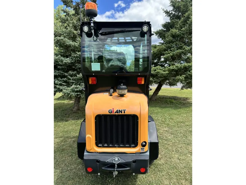 2020 GIANT G2200 HD Plus
