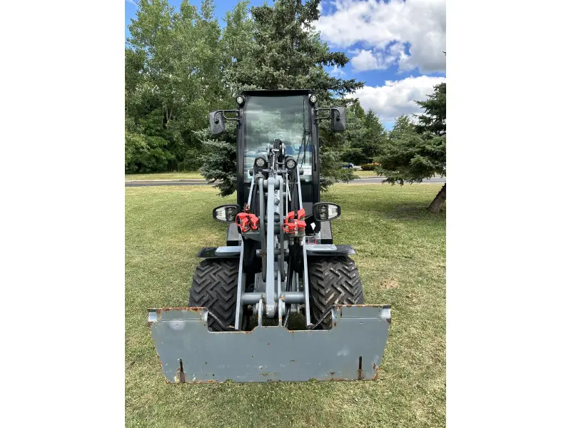 2020 GIANT G2200 HD Plus