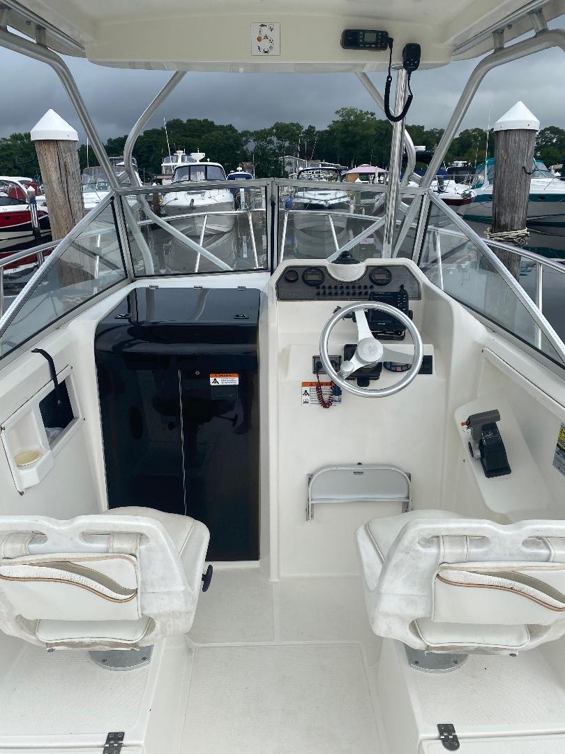 2004 Aquasport 250 Explorer in ocean NJ
