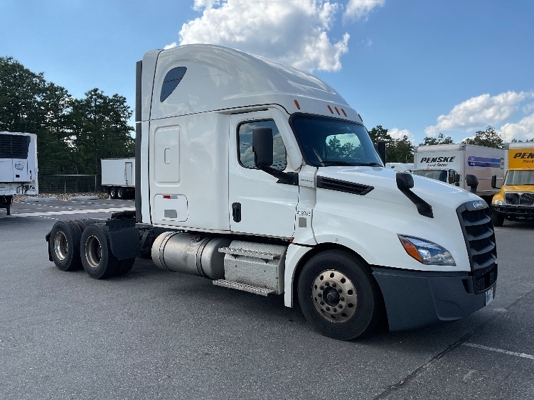 2022 FREIGHTLINER CASCADIA 126 in Millville, NJ