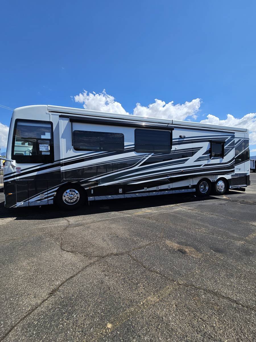 2026 Newmar DUTCH STAR 4081 in albuquerque NM