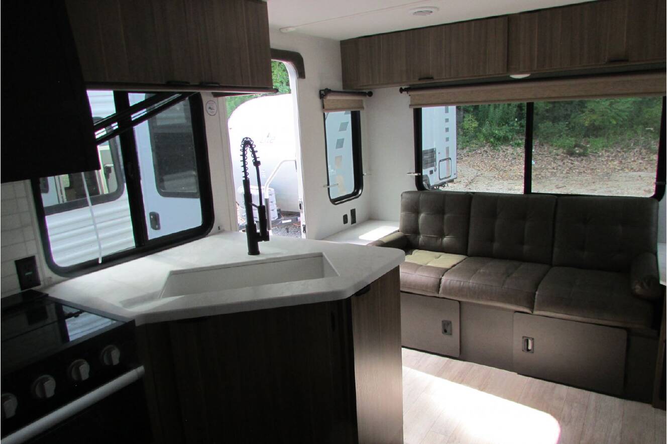 A photo of this 2025 Forest River Salem Cruise Lite 24RLXL