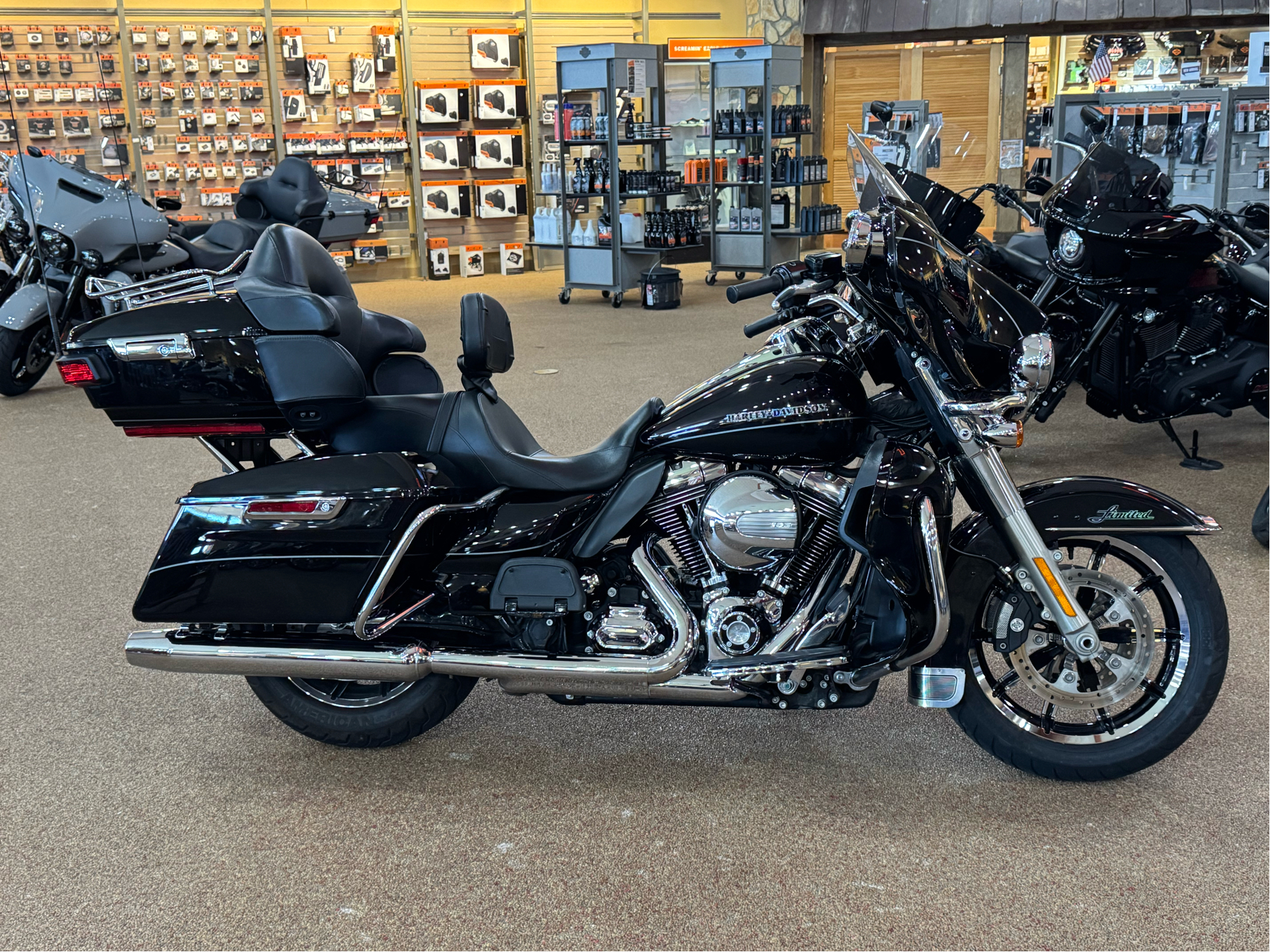Bootlegger Harley-Davidson in Knoxville, Tennessee. Find New