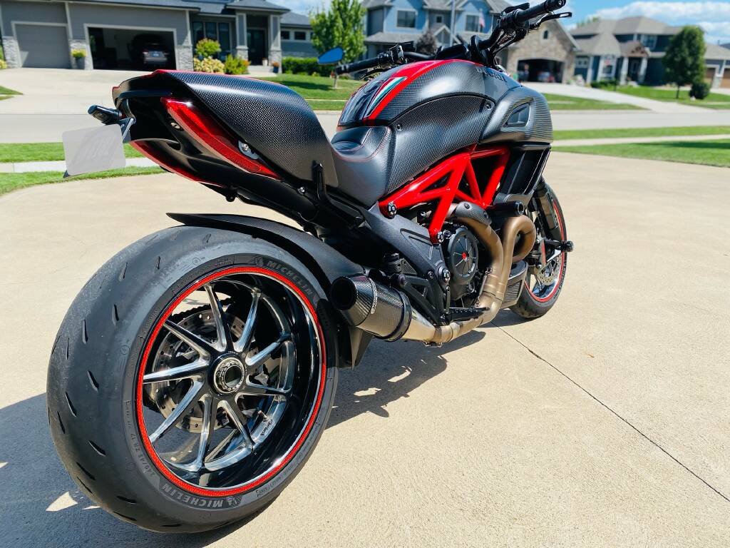 Bike 2015 Ducati Diavel For Sale 2015 Ducati Diavel Carbon Best Sale