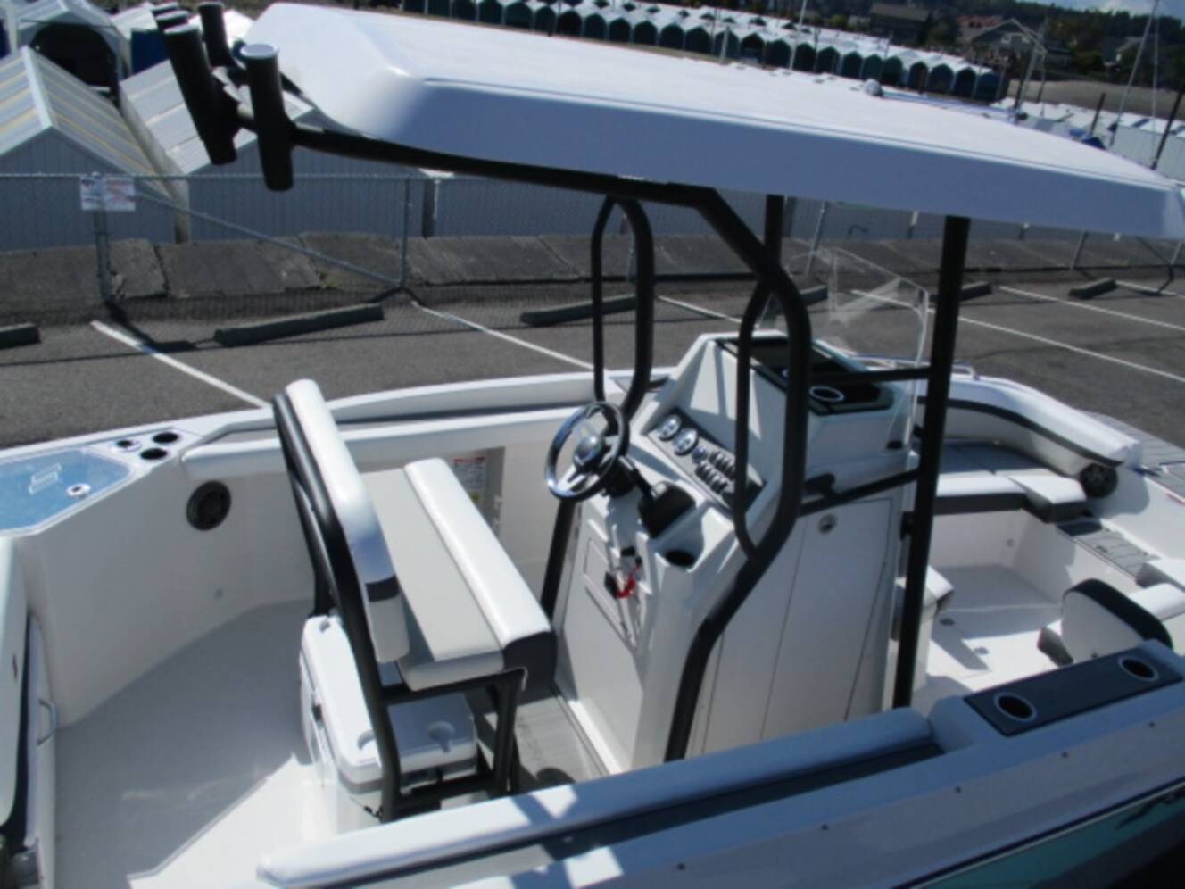 A photo of this 2024 Starcraft Svx 211 Ob