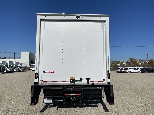 2024 Chevrolet Express 3500 Cutaway photo 7