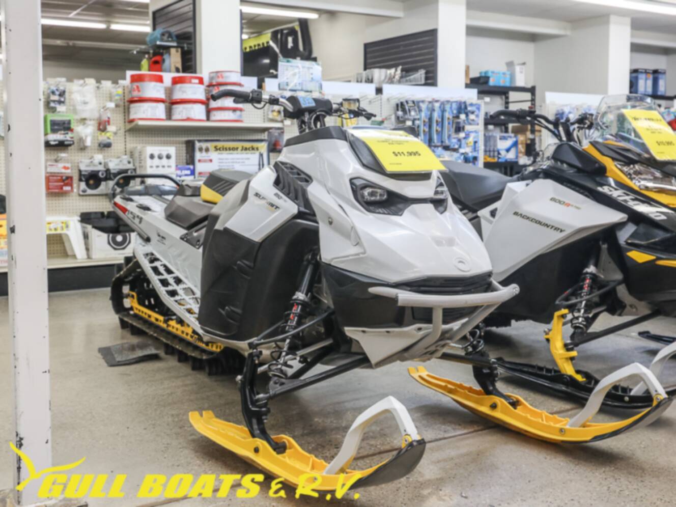 A photo of this 2023 Ski-Doo Summit ADR EDGE