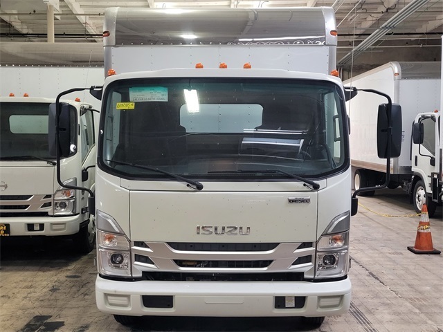 2025 ISUZU NRR in Sacramento, CA