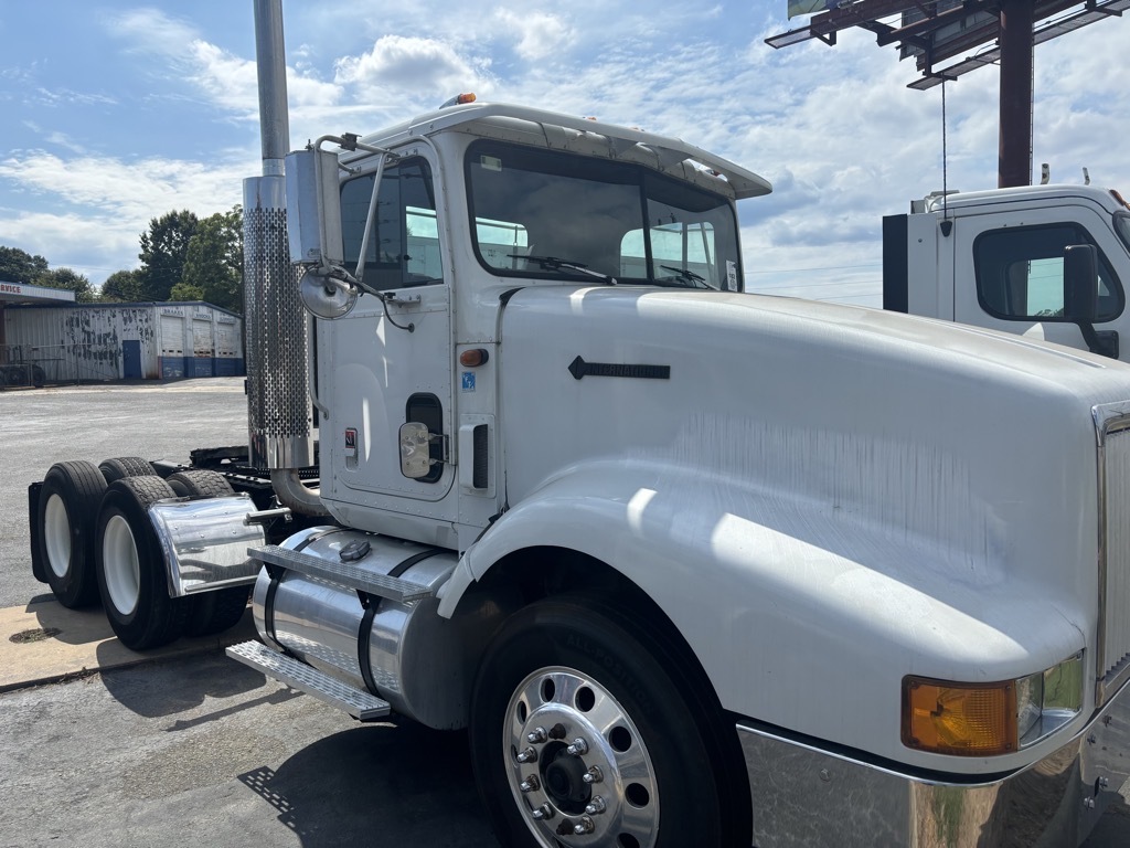 1995 INTERNATIONAL 9400 in Monroe, NC