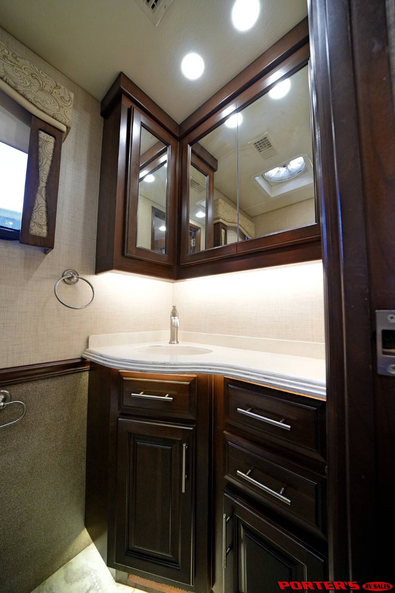 A photo of this 2018 Entegra Coach ASPIRE 44B