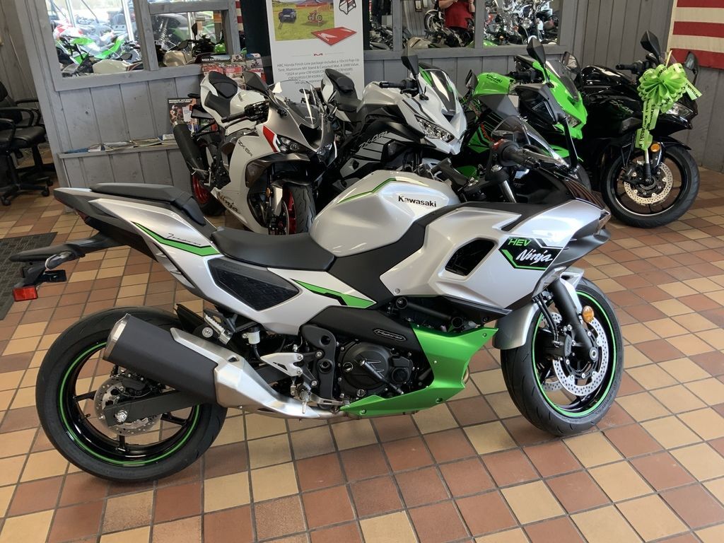 Silver Sportbike Motorcycles For Sale Near East Hanover, WV