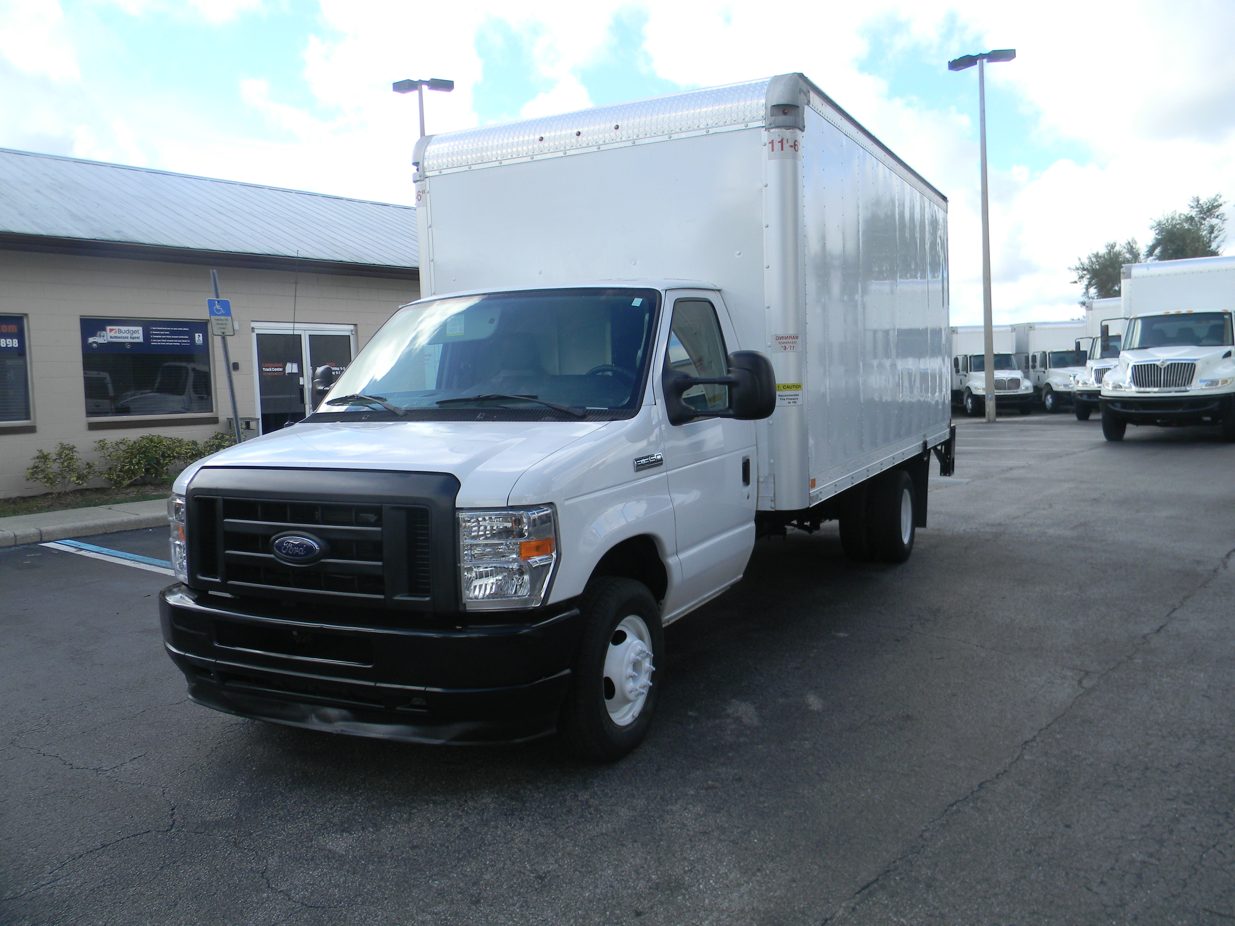 2022 FORD ECONOLINE in Sanford, FL