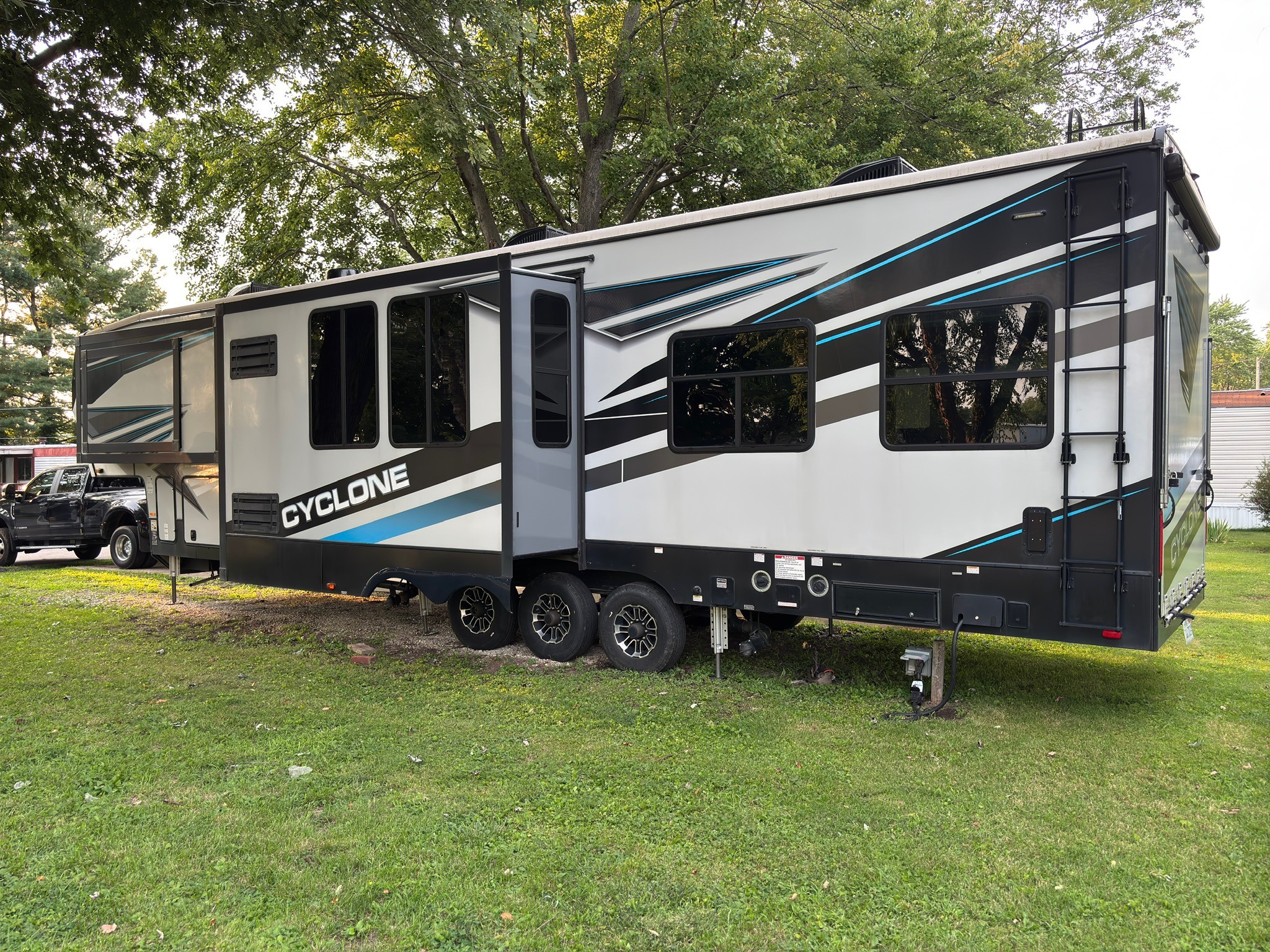 Dutchmen Voltage Triton 4191 Toy Haulers For Sale - RV Trader