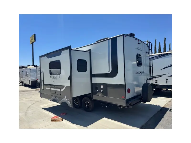 2026 FOREST RIVER ROCKWOOD MINI LITE 2214S