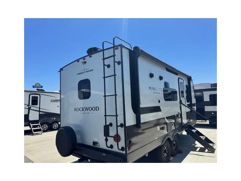 2026 FOREST RIVER ROCKWOOD MINI LITE 2214S