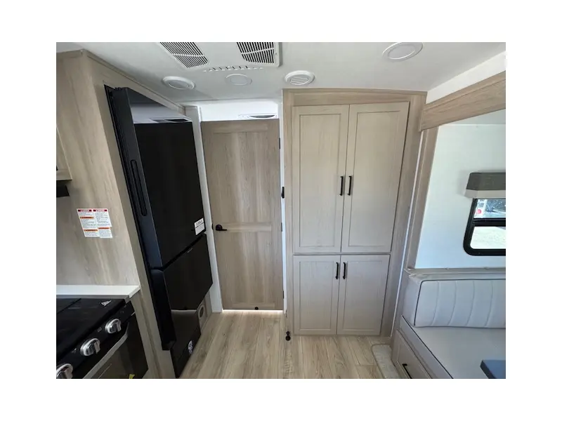 2026 FOREST RIVER ROCKWOOD MINI LITE 2214S