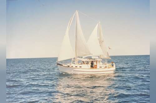 1983 Monk PILOTHOUSE in cathlamet WA
