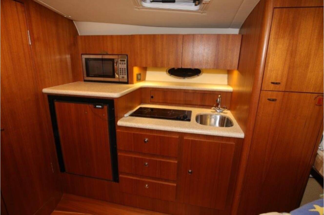 A photo of this 2003 Tiara 31 Open