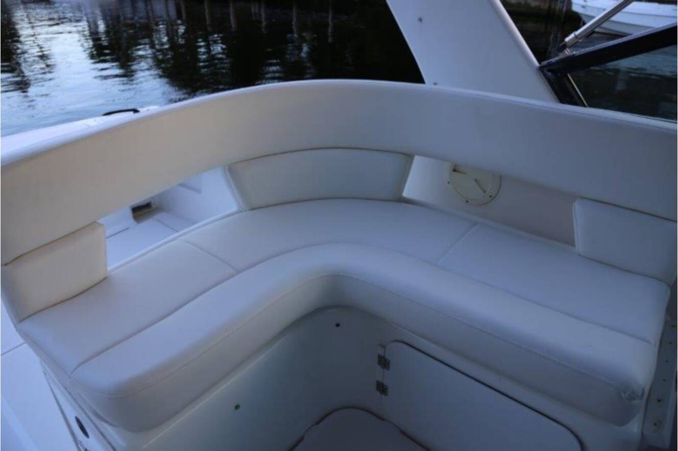 A photo of this 2003 Tiara 31 Open