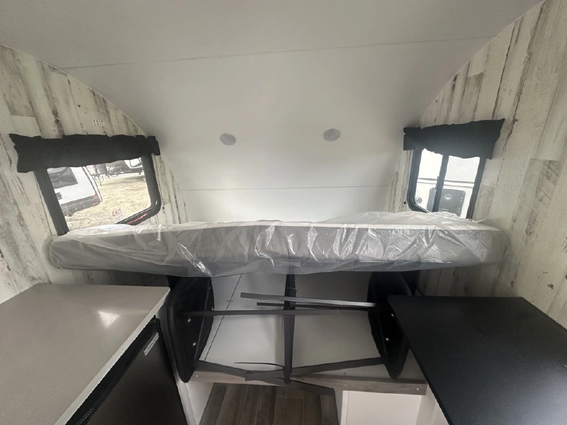 2026 TRAVEL LITE ROVE CLASSIC 14FSC