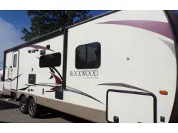 2017 FOREST RIVER ROCKWOOD 2606WS