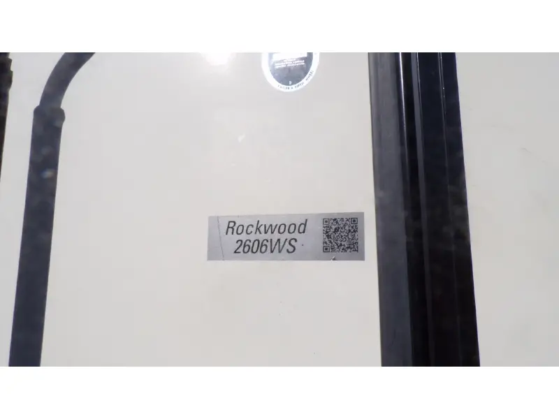 2017 FOREST RIVER ROCKWOOD 2606WS