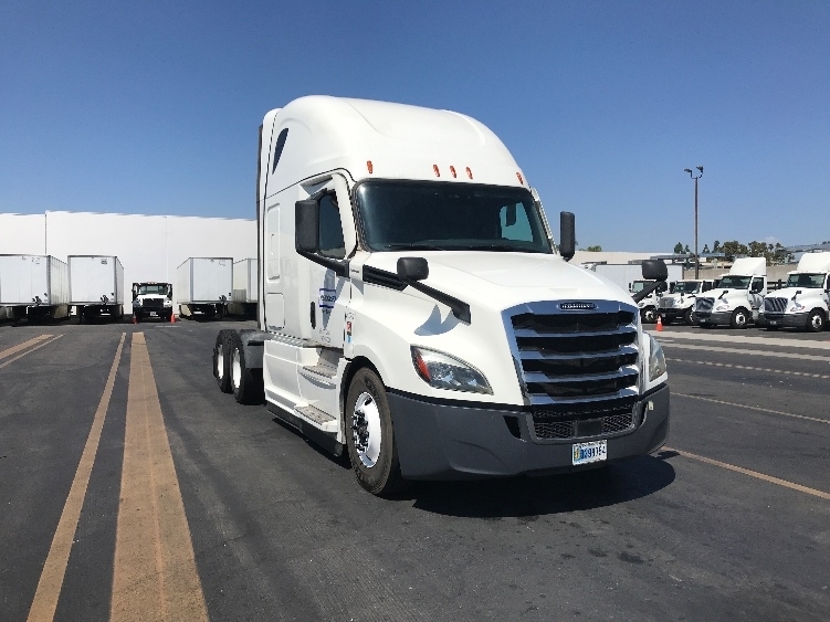 2024 FREIGHTLINER CASCADIA 126 in Chino, CA