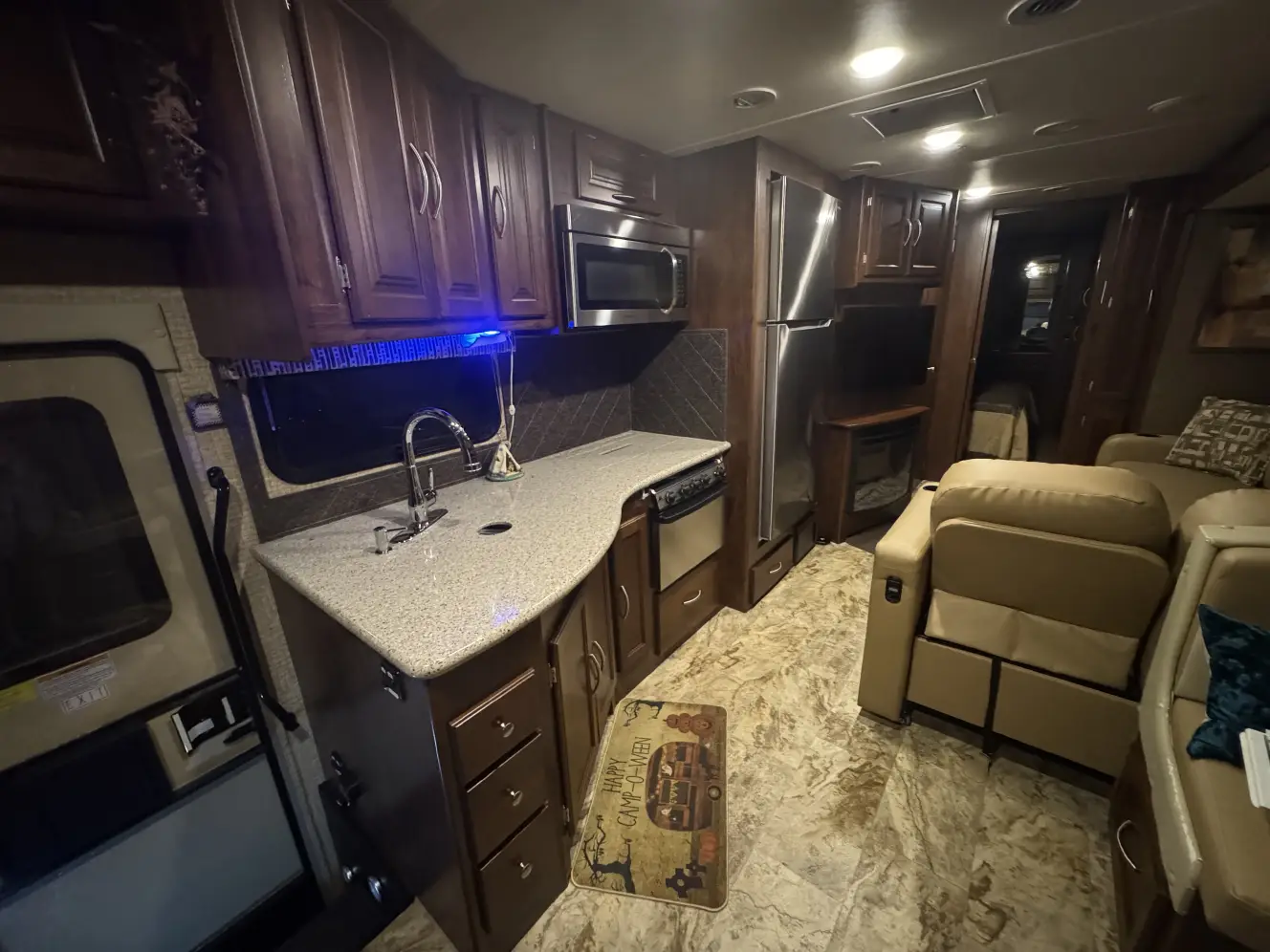 A photo of this 2016 Coachmen MIRADA 35LS
