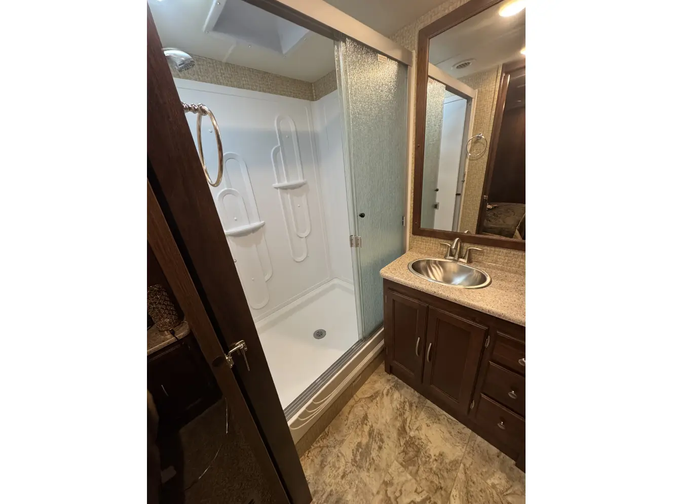 A photo of this 2016 Coachmen MIRADA 35LS