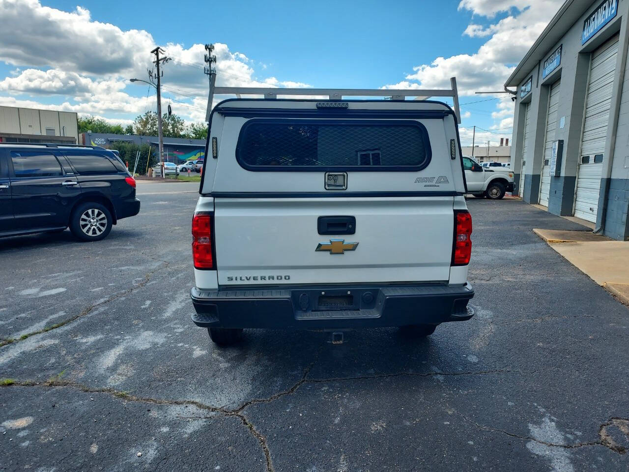 2018 Chevrolet Silverado 1500 LS photo 3