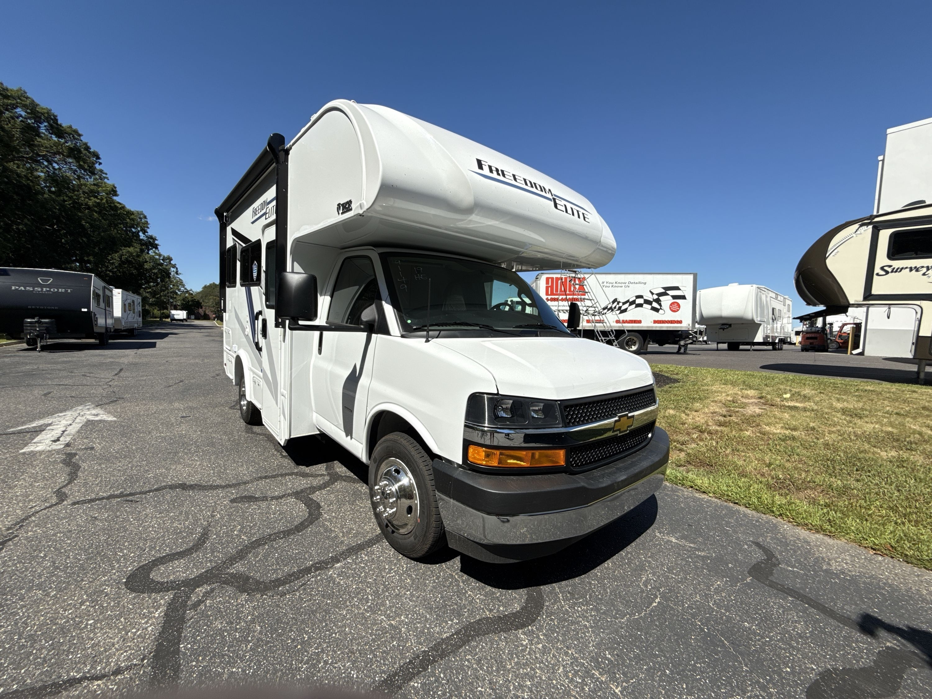 Thor Motor Coach Freedom Elite 19HE RVs For Sale - RV Trader