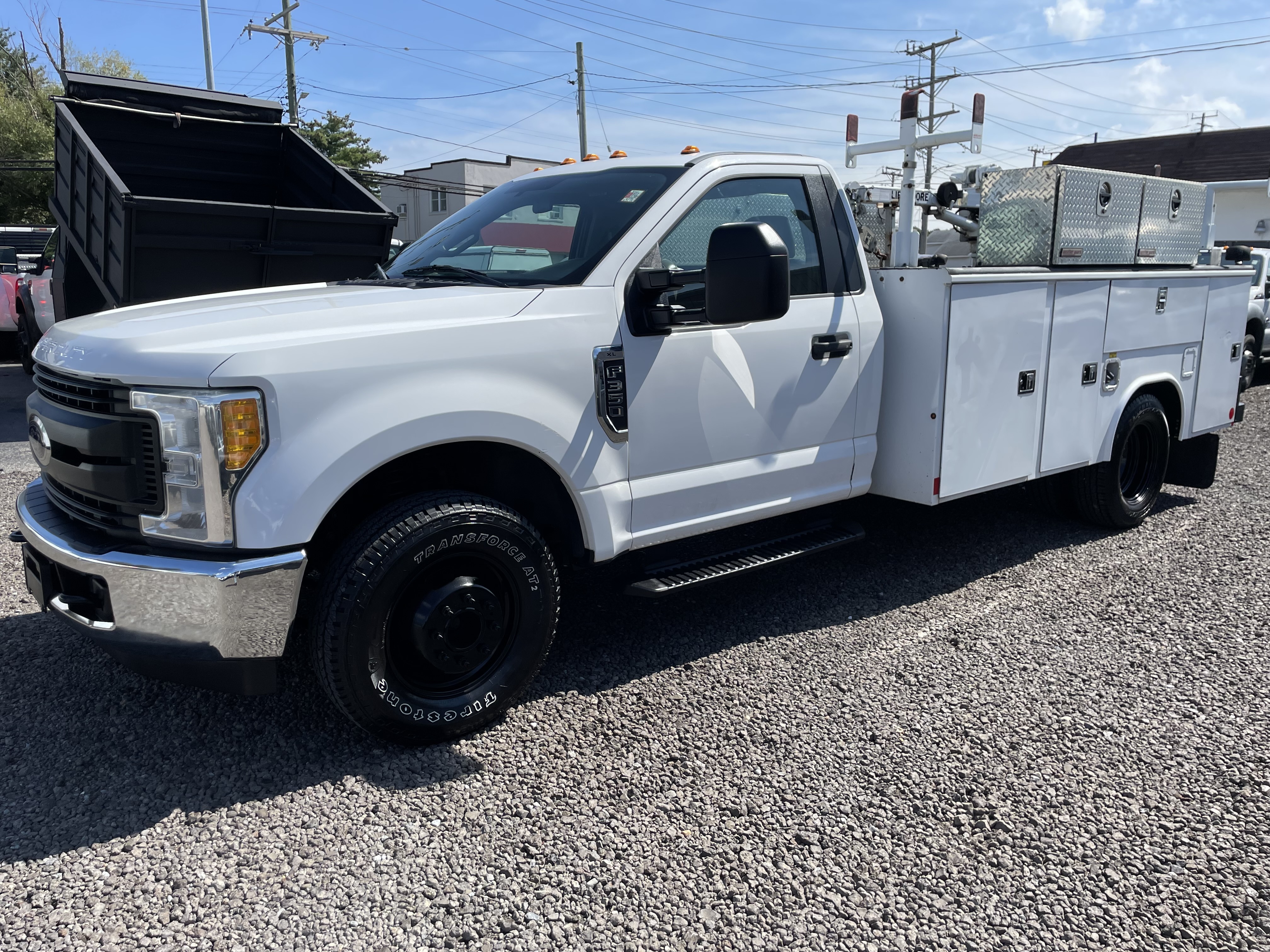 2017 FORD F350 in Pasadena, MD