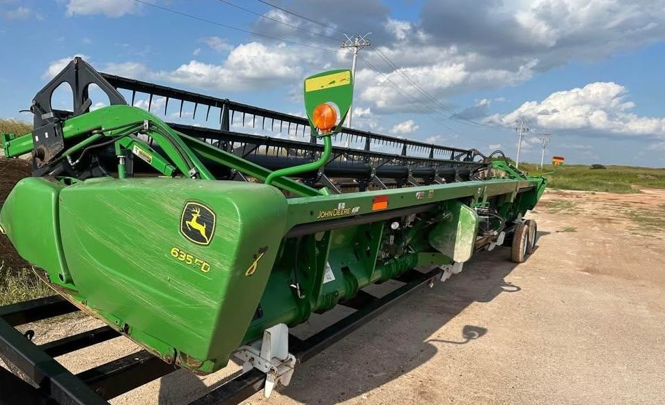 2012 JOHN DEERE 635FD in Anthony, KS