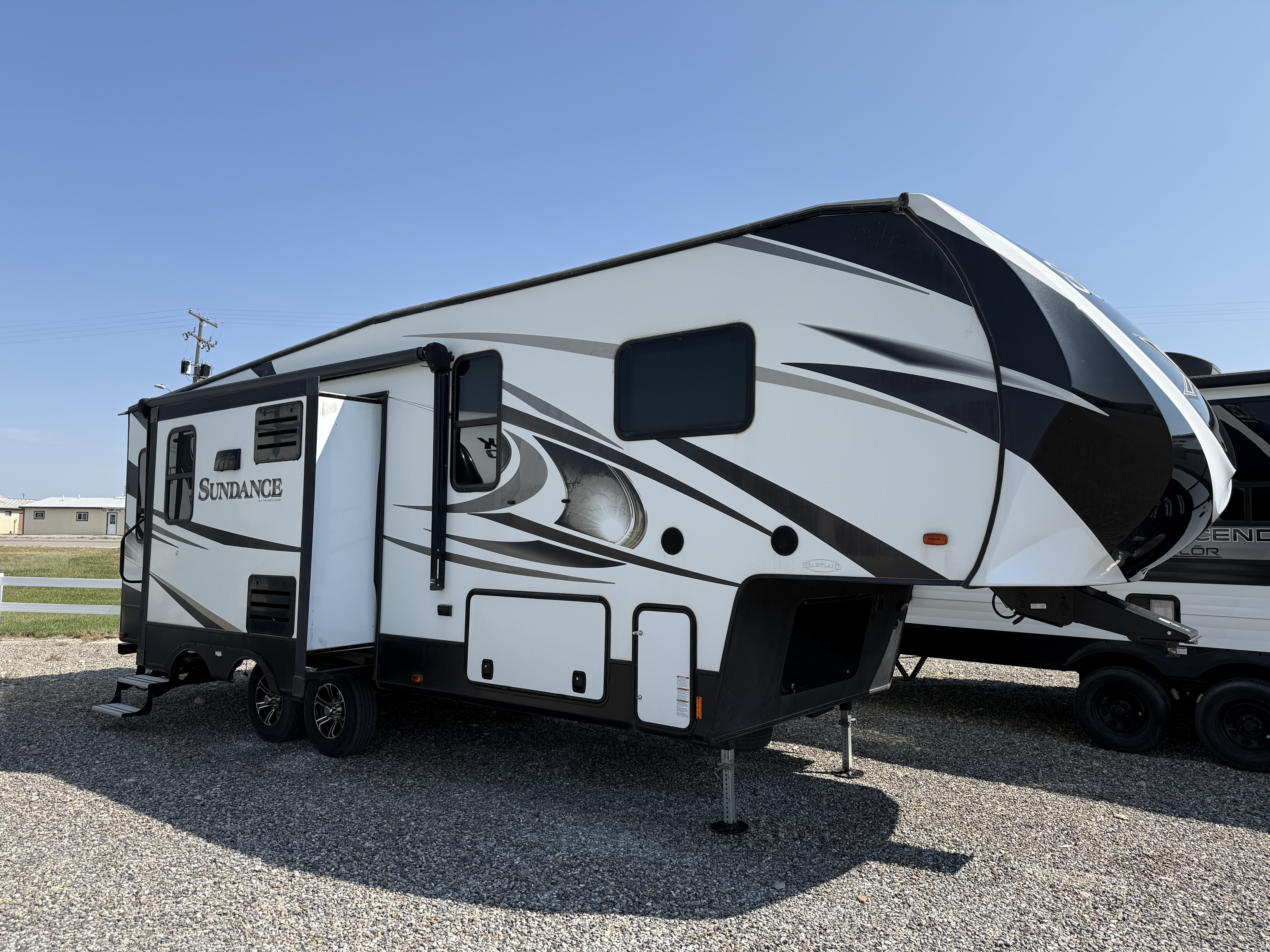 2018 Heartland SUNDANCE XLT 269TS RV