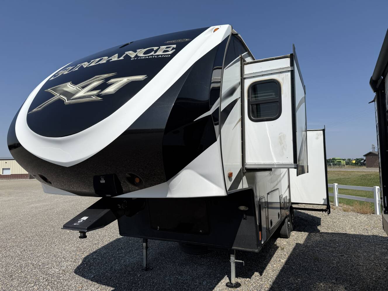 A photo of this 2018 Heartland SUNDANCE XLT 269TS