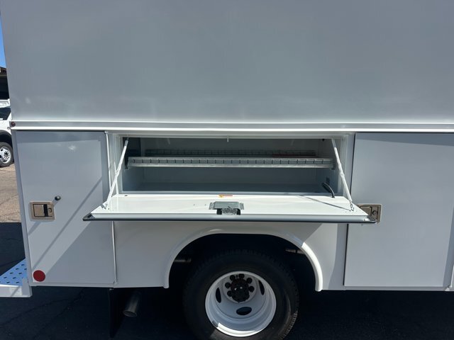 2026 Ford E-350 Base photo 9