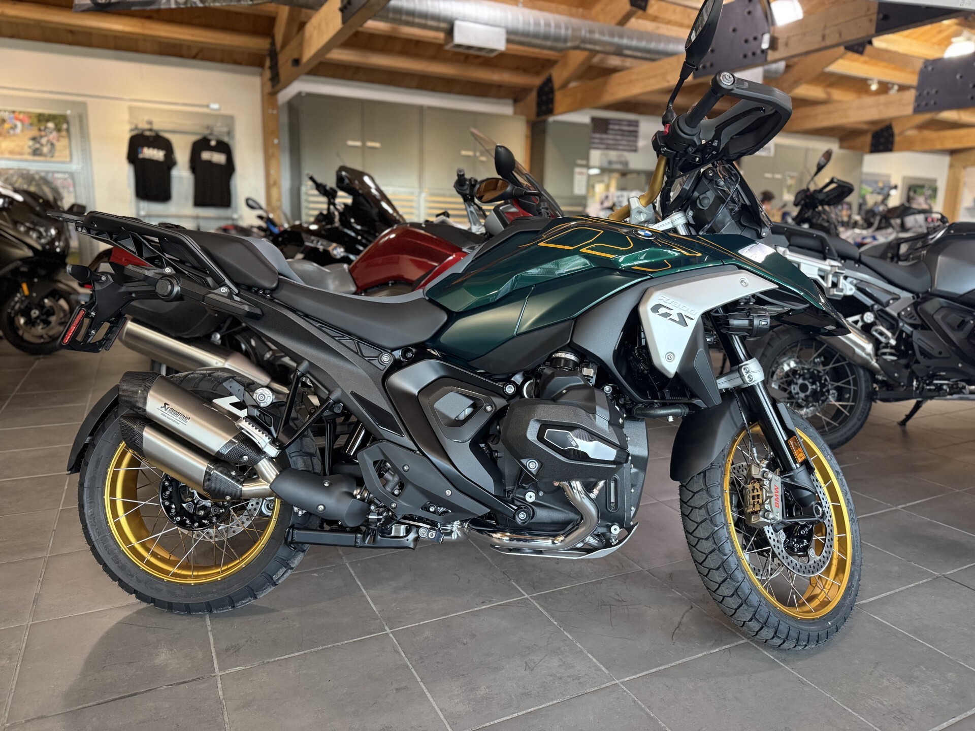 68c0fcfb6deac0107b446dbc.jpg?