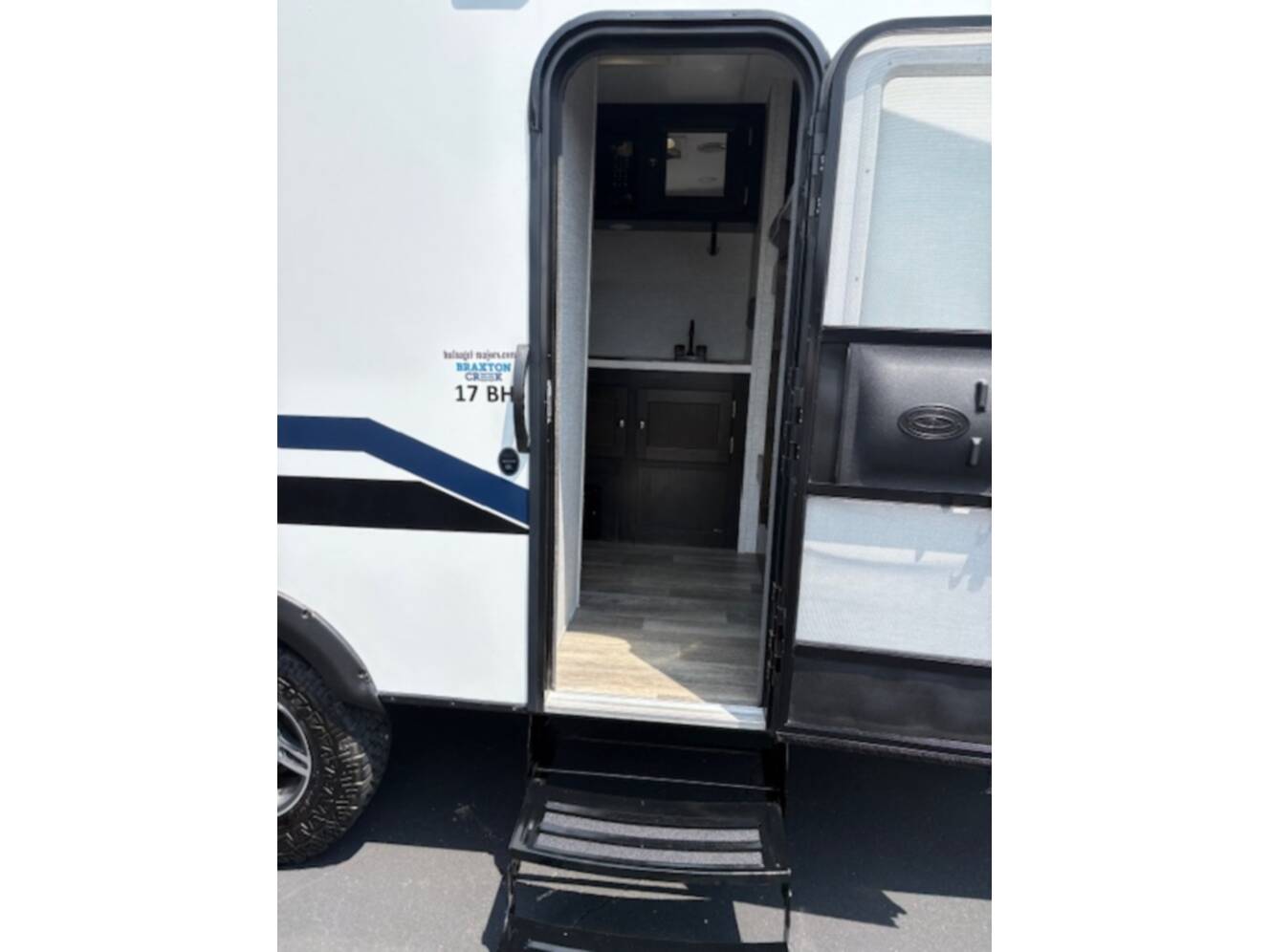 A photo of this 2021 Braxton Creek BUSHWACKER PLUS TEARDROP 17BH
