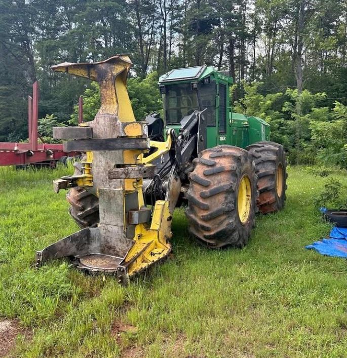 2015 JOHN DEERE 843K in Mayodan, NC