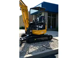 2023 KATO HD30V5