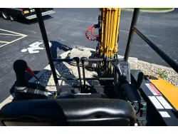 2023 KATO HD30V5