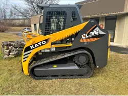 2023 KATO CL35