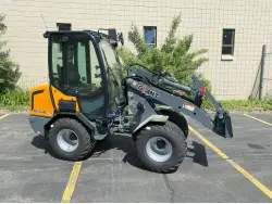 2022 GIANT G2500 HD