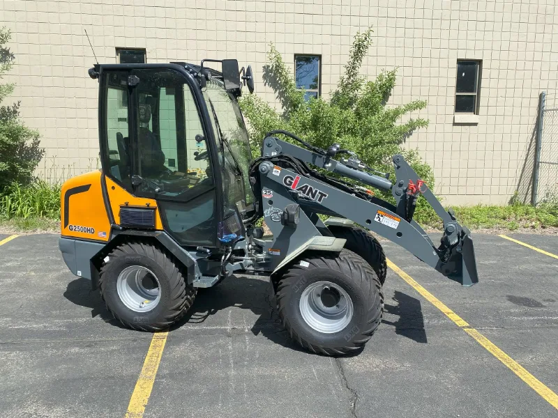 2022 GIANT G2500 HD