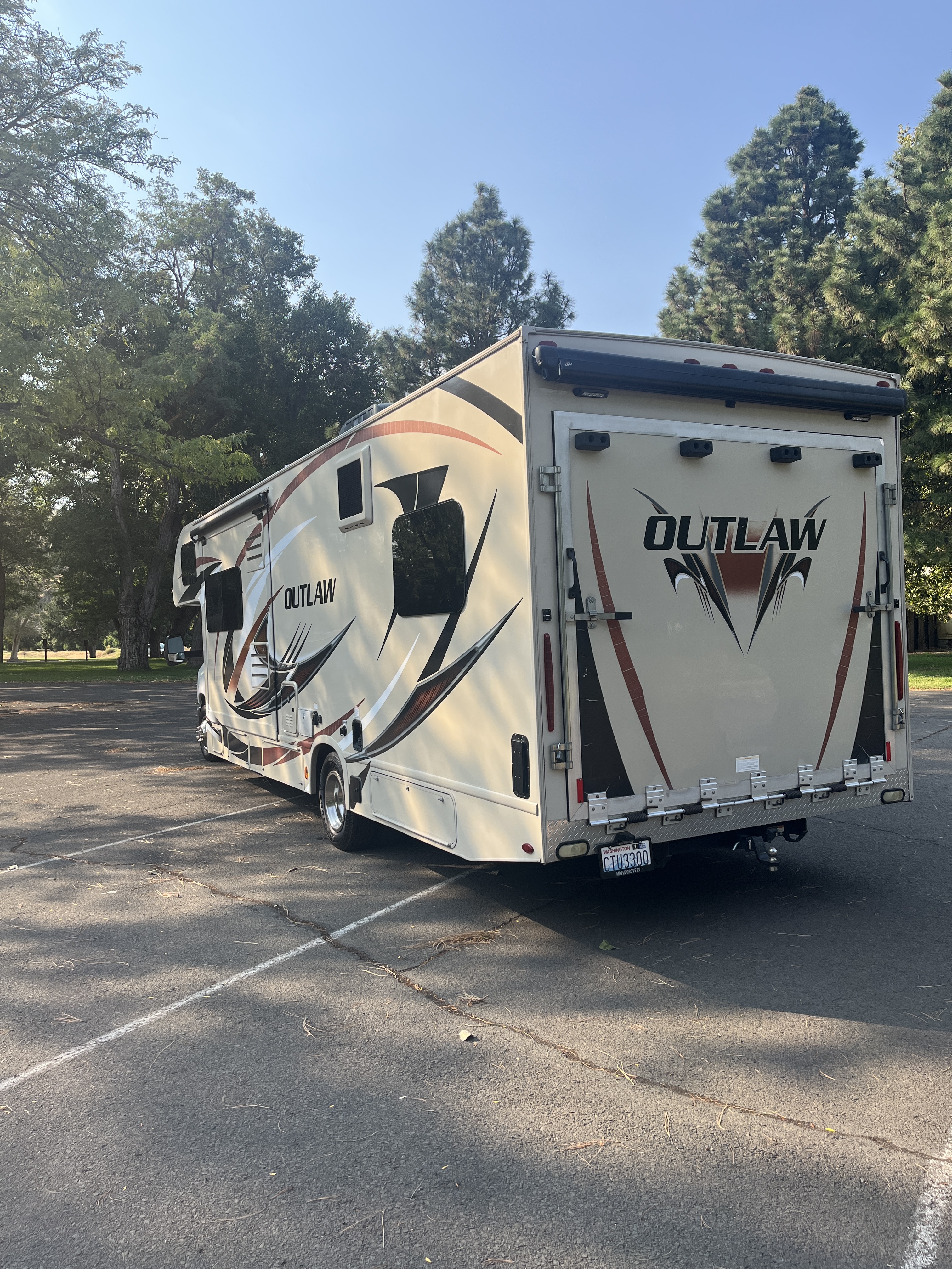 2019 Thor Motor Coach OUTLAW 29J in bothell WA