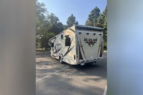 2019 Thor Motor Coach OUTLAW 29J in bothell WA