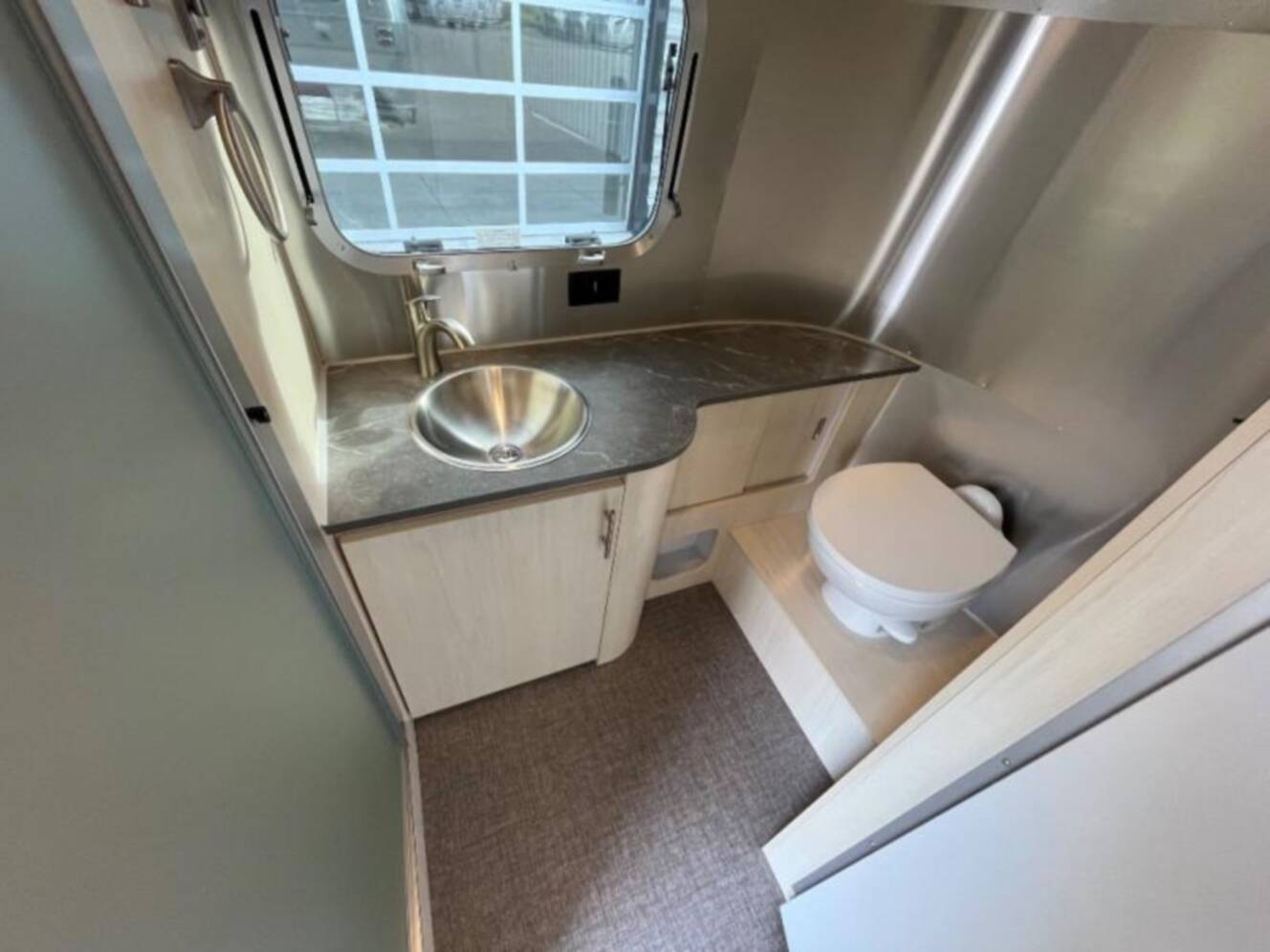 A photo of this 2026 Airstream Flying Cloud 23FB