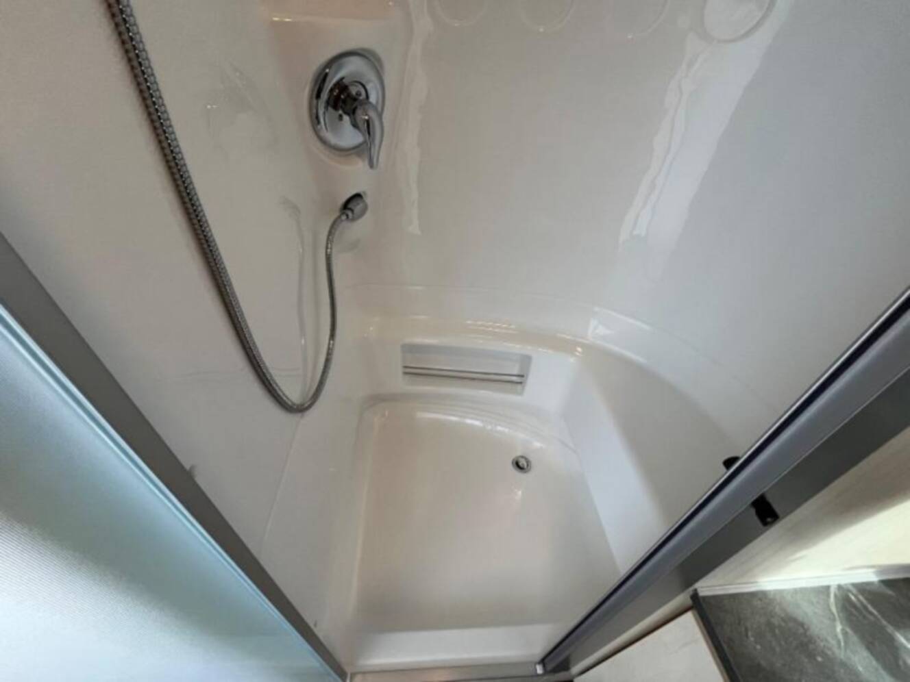 A photo of this 2026 Airstream Flying Cloud 23FB
