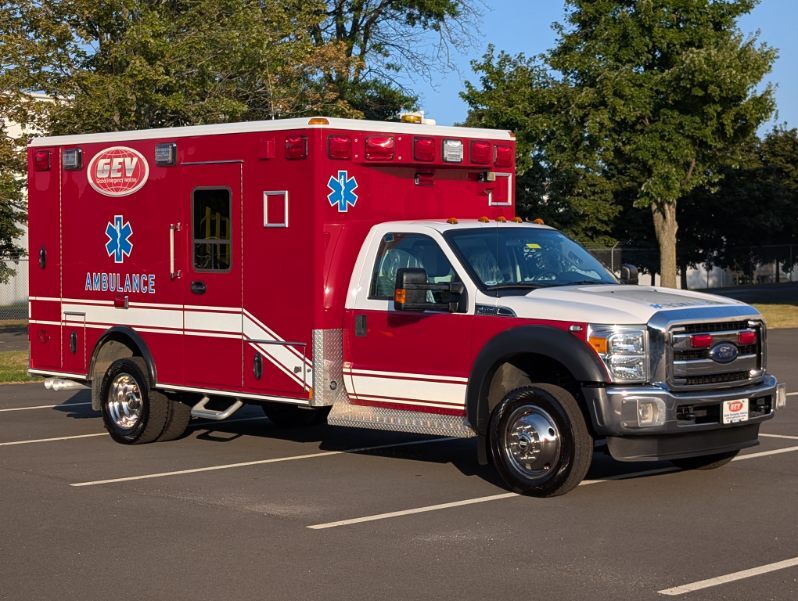 2016 FORD F450 in Levittown, PA
