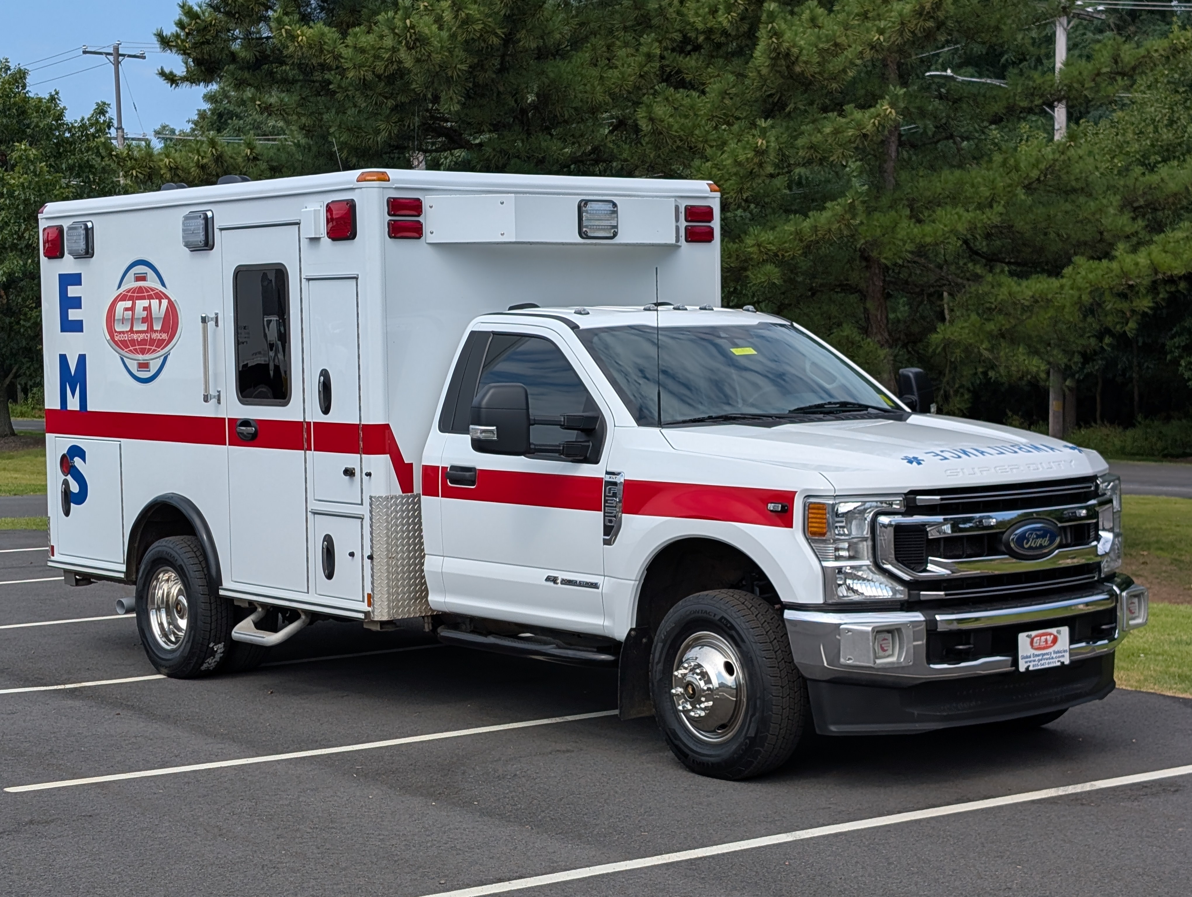 2022 FORD F350 in Levittown, PA